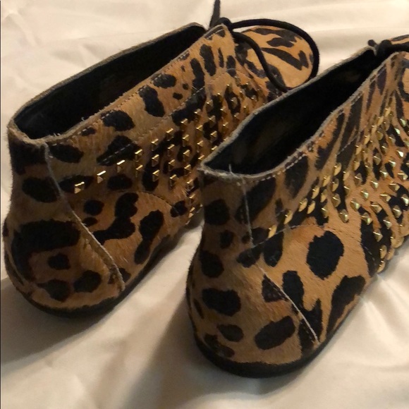Jessica Simpson Cow Hair Leopard Bootie - Picture 2 of 4